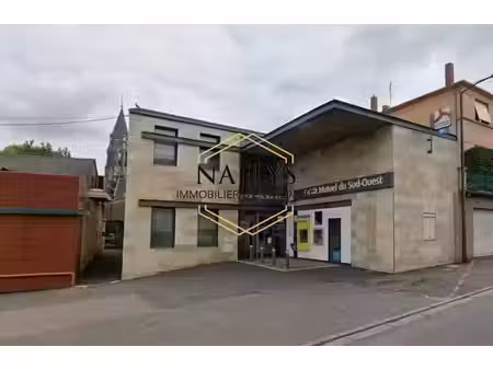 location locaux professionnels 6 pièces 250 m² à perigueux (24000)  2 900 €