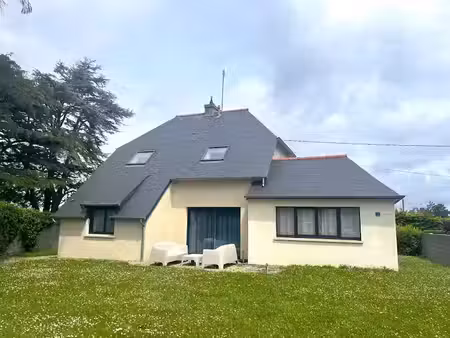 location maison 3 pièces 100 m² à perros-guirec (22700)  990 €