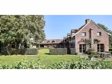 maison avec piscine et terrasse roncq (59)