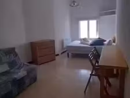 location maison 1 pièce 22 m² à saint-paul-lès-durance (13115)  440 €
