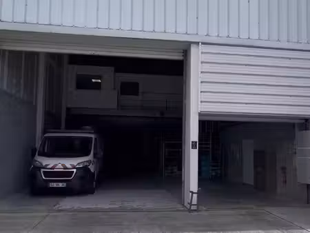 entrepôt à louer