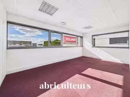 vente bureaux et commerces à chartres (28000) : à vendre / 246m² chartres