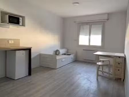 location appartement t1 meublé à rennes (35000) : à louer t1 meublé / 22m² rennes