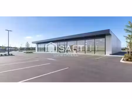 location locaux professionnels 0 pièces 440 m² à bourg-en-bresse (01000)  5 500 €
