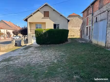 bannes  maison 100m2  3 chambres  120 000