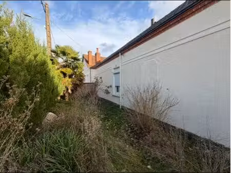 maison sur terrain de 850m travaux à prévoir