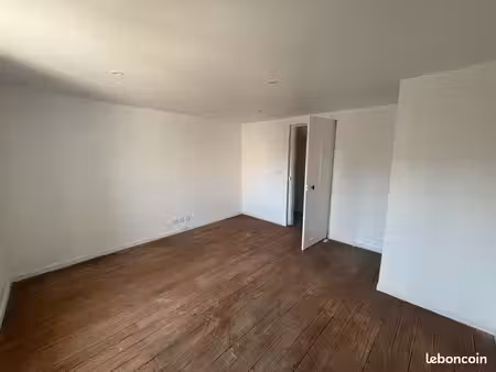 à louer maison 3 pièces – 55 m² – thenezay