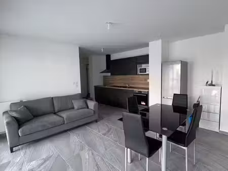 t3 récent meublé avec terrasse  garage et cave  le bourget-du-lac