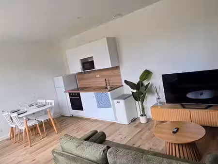 t2 meublé 36 m2 refait à neuf