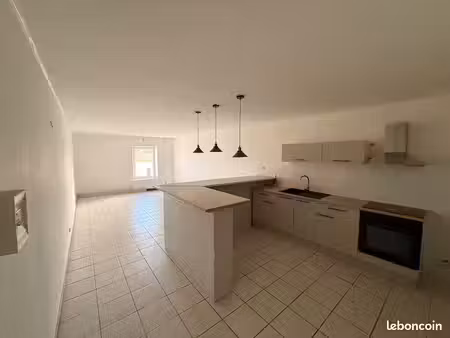 appartement f4 80 m² – 3 chambres – lexy centre / axe luxembourg