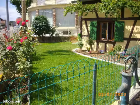 maison individuelle avec cour à louer
