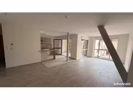 appartement 3 pièces 100 m²