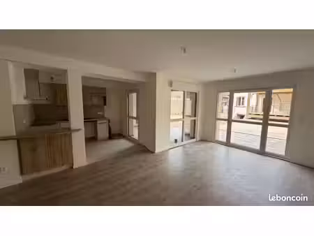 appartement 3 pièces 93 m²