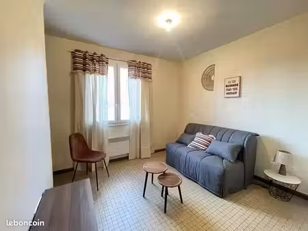 appartement meublé t1bis 27 m² - puteaux - 1er étage