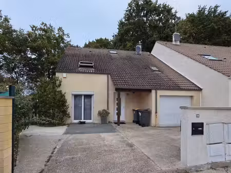 maison 5 pièces 1500 euros