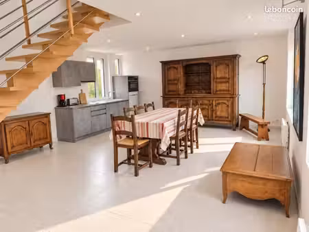maison 5 pièces 121 m²