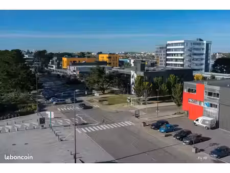 bureaux à vendre lorient la base