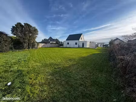 terrain constructible et viabilisé de 524 m2