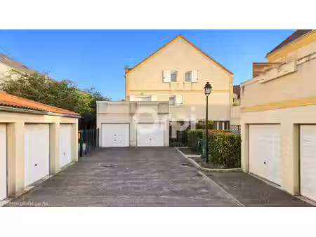 appartement duplex 3 pièces à louer  avec terrasse de 27 m² et box