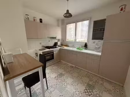 appartement 2/3 pièces - 65 m2
