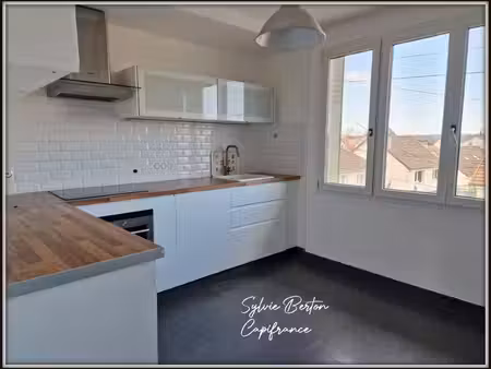 location tremblay en france  appartement t3 de 70 m² avec grand jardin commun
