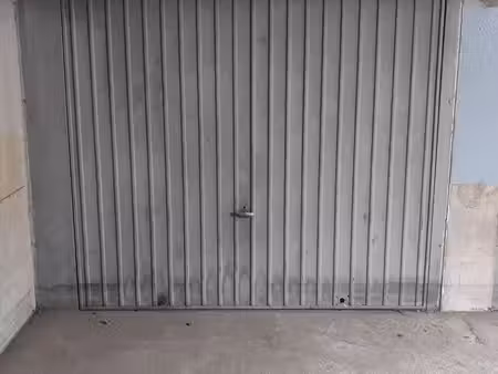 vente garage 15 m²