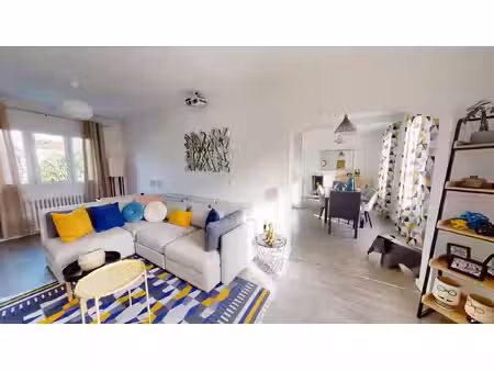 une maison de famille au calme  comme à la campagne   jardin & climatisation réversible