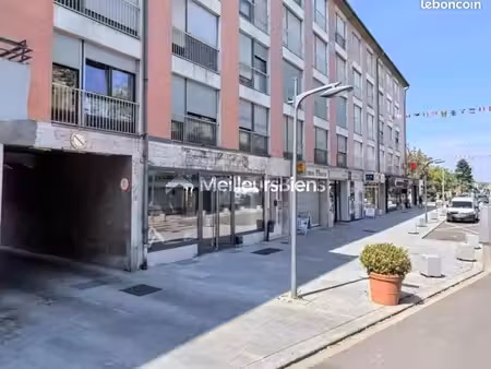 commerce 163 m²