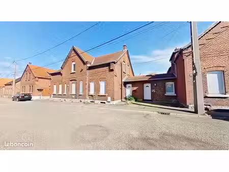ensemble de 2 maisons - quartier puits iii à l'hopital
