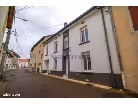 maison de village 6 pièces 210 m²