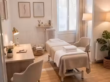 loue bureau 12 m2 dans cabinet paramédical