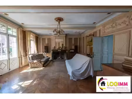 propriété 10 pièces 218 m²