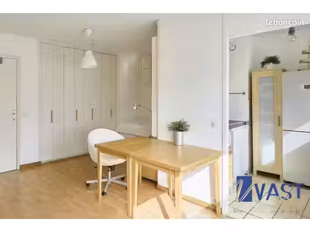 studio 1 pièce 34 m²