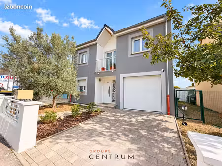 maison 6 pièces 145 m²