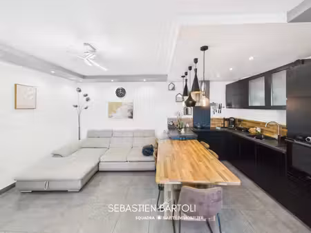 appartement cosy 60m2 avec terrasse proximité tous commerces