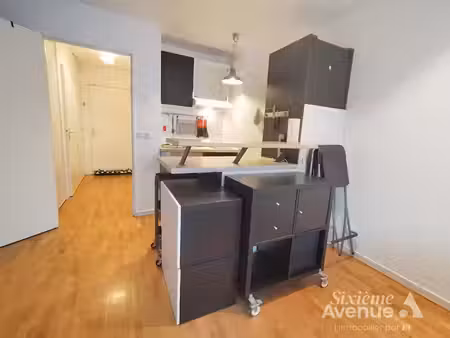 chaville rive gauche - grand studio de 30 m2 avec parking