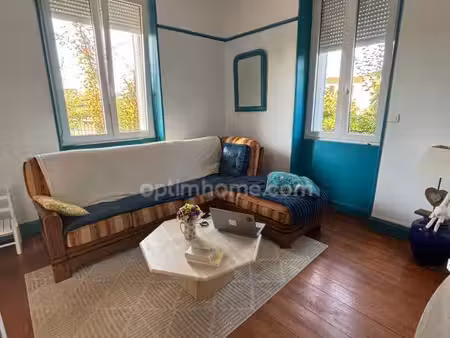 maison de caractère 7 pièces – 200 m² – jardin 869 m² – angoulême