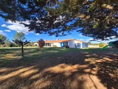 vente maison à saint-hilaire-de-riez (85270) : à vendre / 201m² saint-hilaire-de-riez