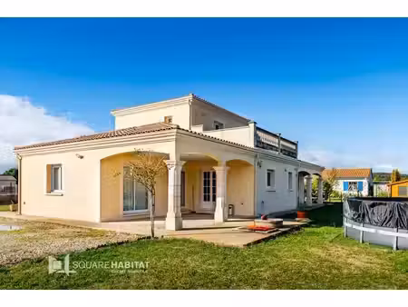 location maison 175m² st magne de castillon 33350