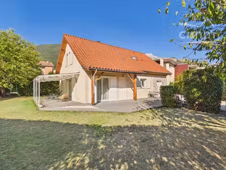 vif - maison parfaitement entretenue et climatisée