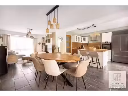 maison 5 pièces 106 m²