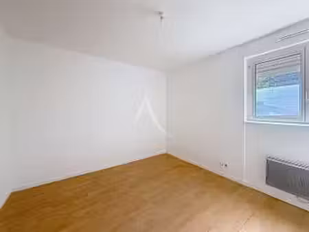 location appartement t1 à trélazé (49800) : à louer t1 / 27m² trélazé