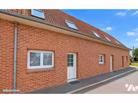 immeuble 160 m² buysscheure