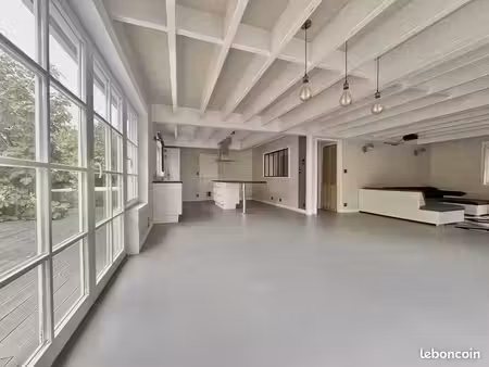 maison 8 pièces 210 m²