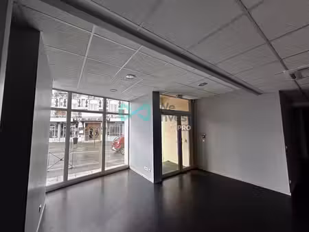 vente bureaux lourdes 65100 298m²