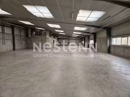 location entrepôt vannes 56000 973m²