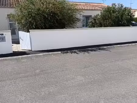 vente maison à saint-michel-en-l'herm (85580) : à vendre / 82m² saint-michel-en-l'herm