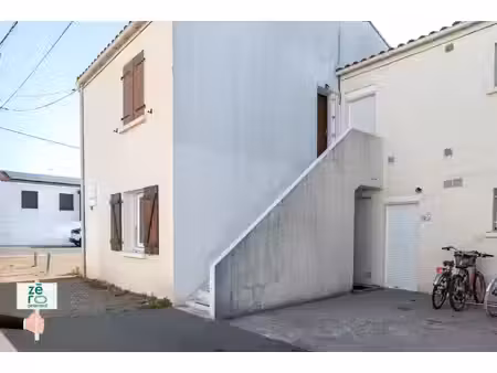 appartement à vendre à la tranche-sur-mer 40 m2 carrez  vé
