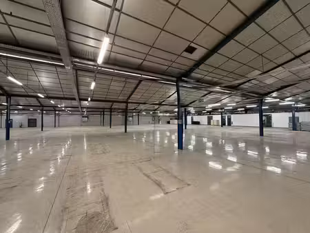 entrepot à louer