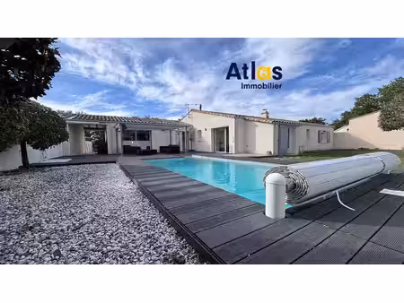 très agréable maison de plain-pied à vouillé